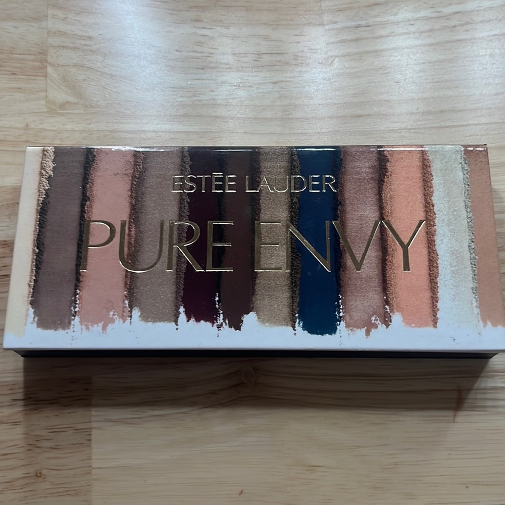 Estēe Lauder Pure envy eyeshadow pallete